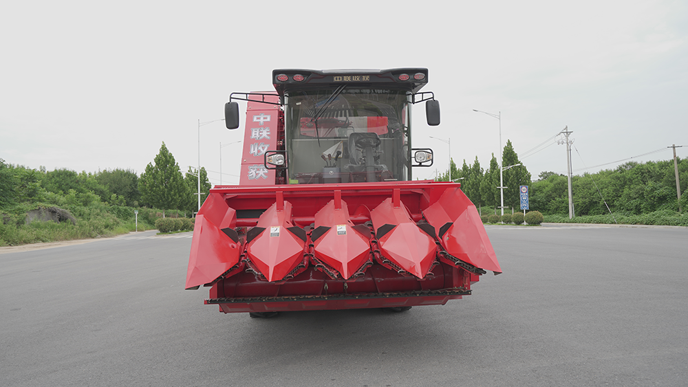 金年会- 金字招牌4YZJ-4型自走式玉米穗茎收获机
